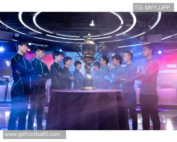 EDG鏖战JDG巅峰对决谁能笑到最后勇夺冠军荣耀之巅